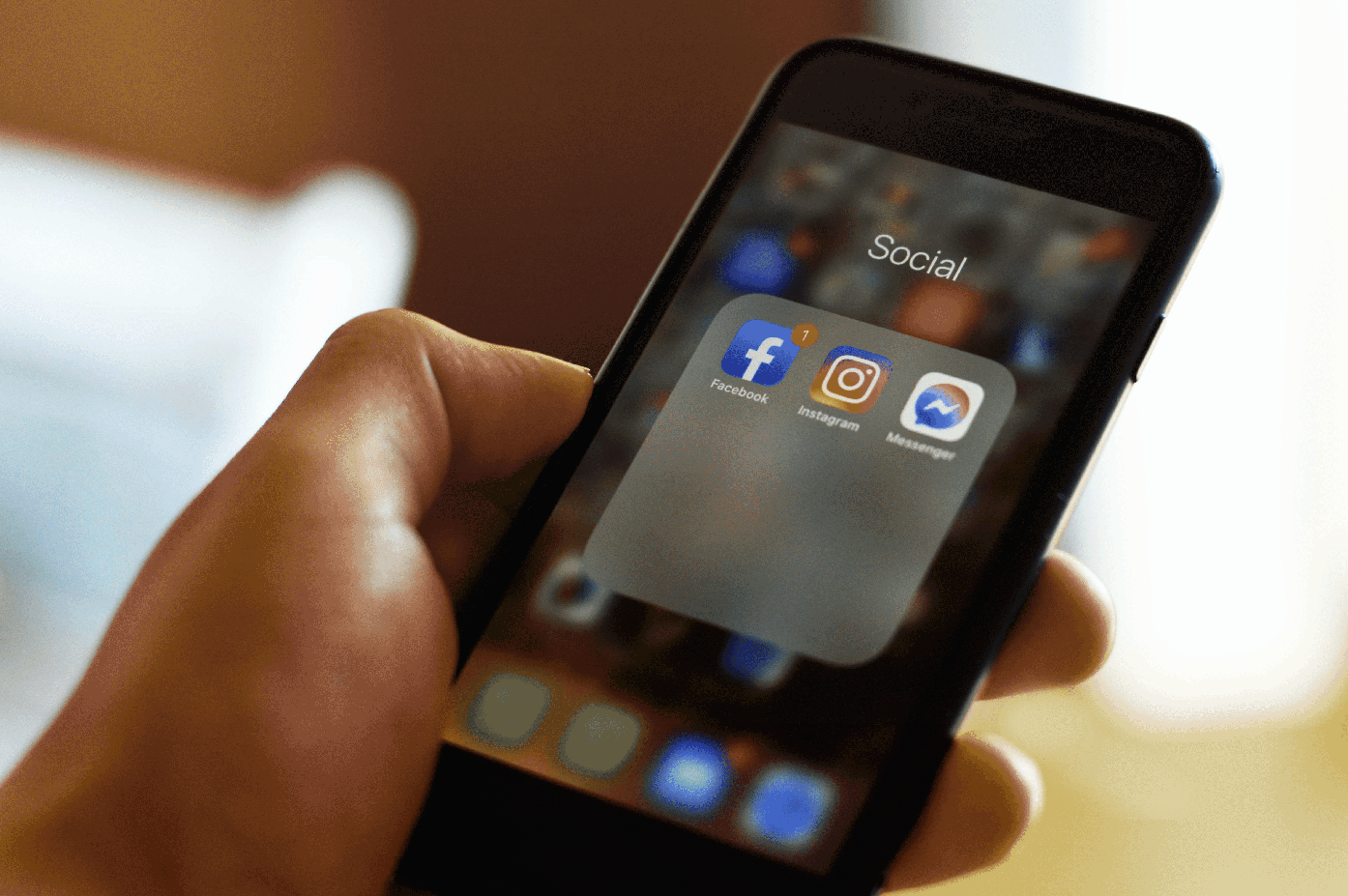 SERVIZI SOCIAL MEDIA